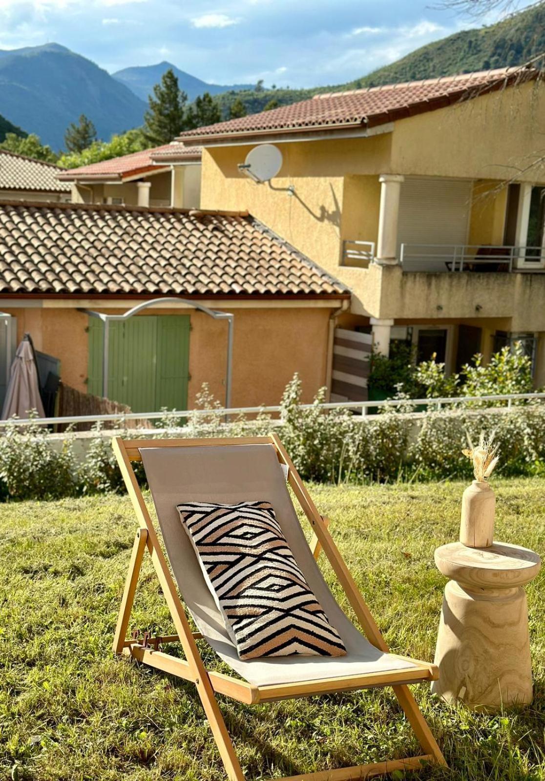 Hotel Le Refuge Des Sources Digne-les-Bains Eksteriør billede
